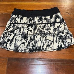 Lululemon Pacesetter Skirt in Mojave size 8 tall